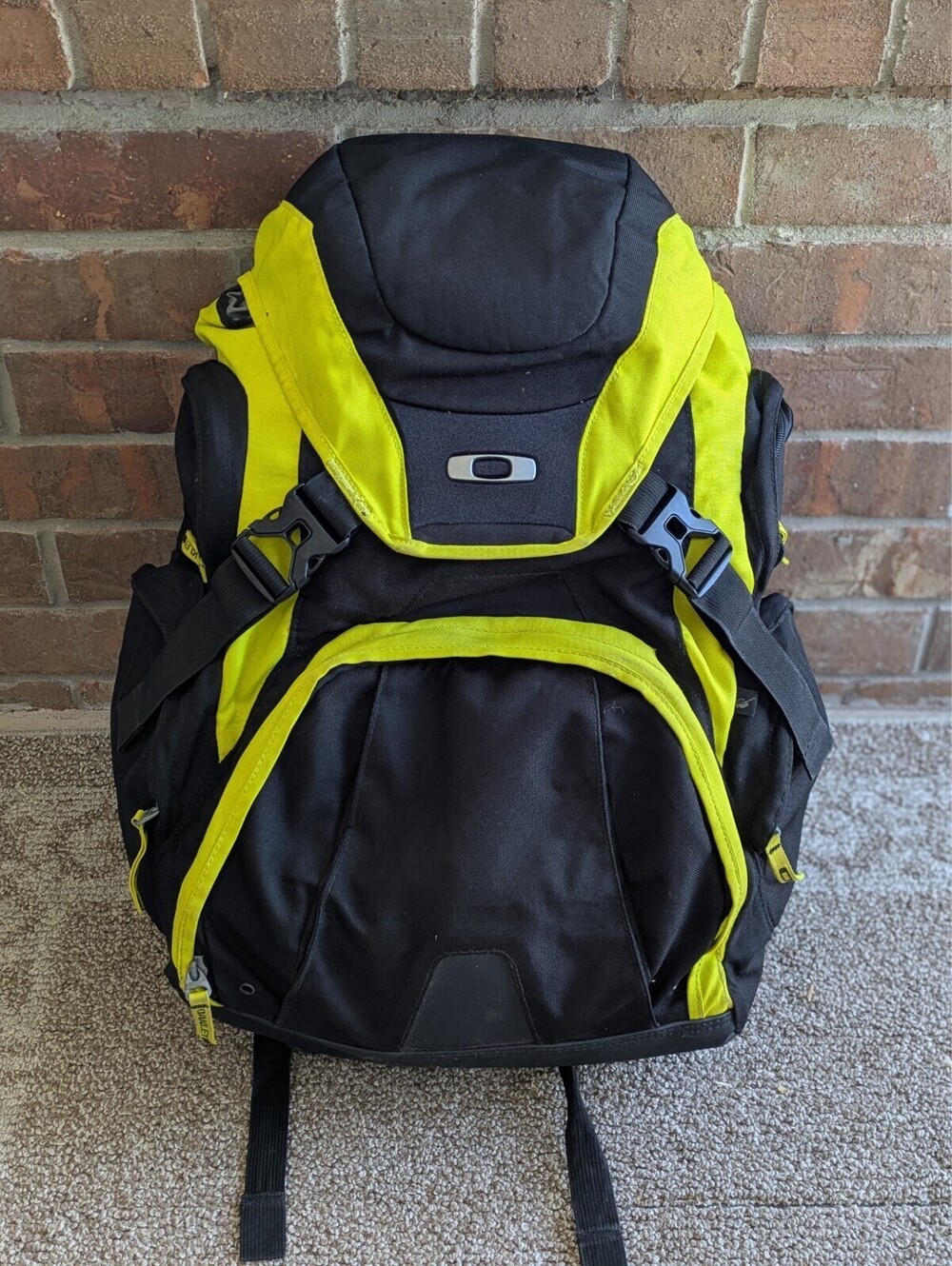 Oakley Surf Y2K Backpack Black Neon Yellow Nylon Tactical Tech Field Gear Pack